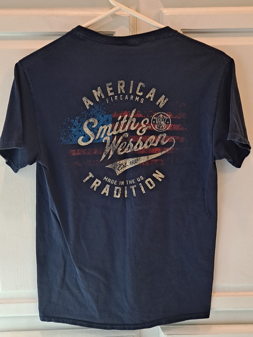 Smith & Wesson Logo Men’s Navy Short Sleeve Navy Cotton Tee American Tradition